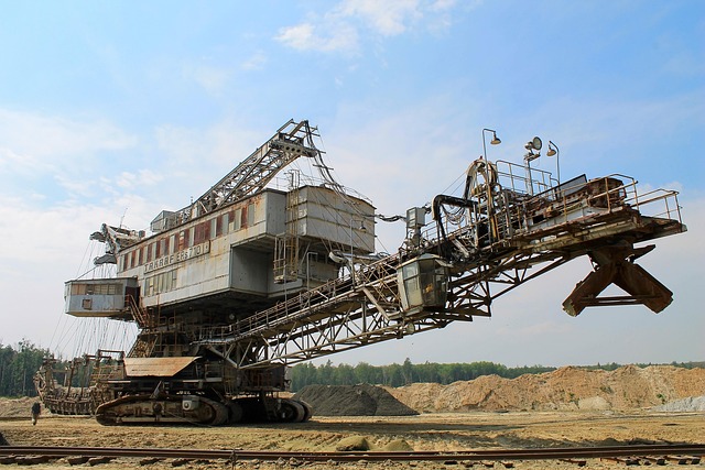 olesikus88-industry-3118274_640
